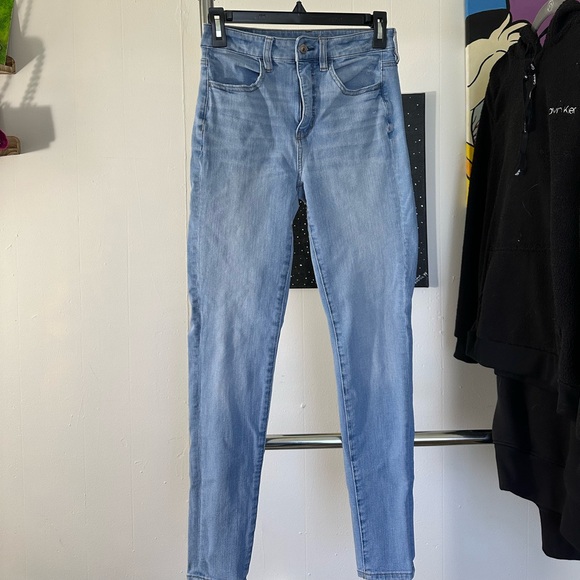 American Eagle Outfitters Denim - Light Wash American Eagle Skinny Jeans